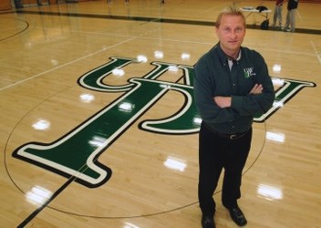 Feature: UW-Parkside's Steve Kratochvil's job a labor of love